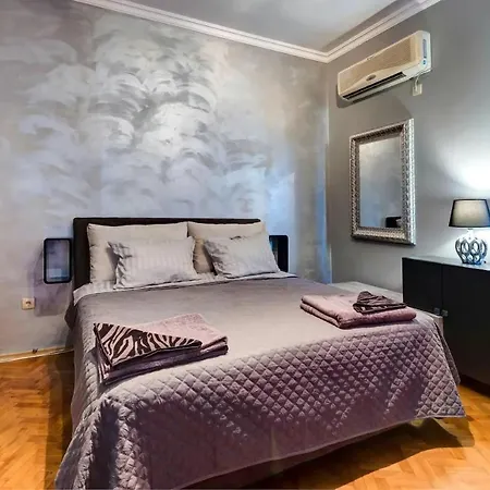 Luxury 2 -bedroom Apartament